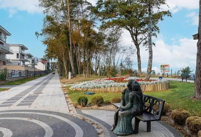 Apartament Holiday 8/25