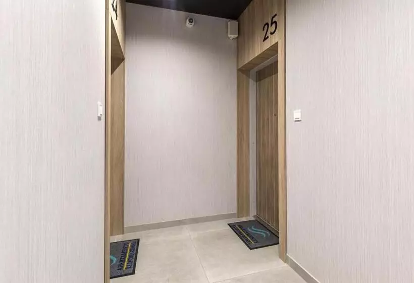 Apartament Holiday 8/25