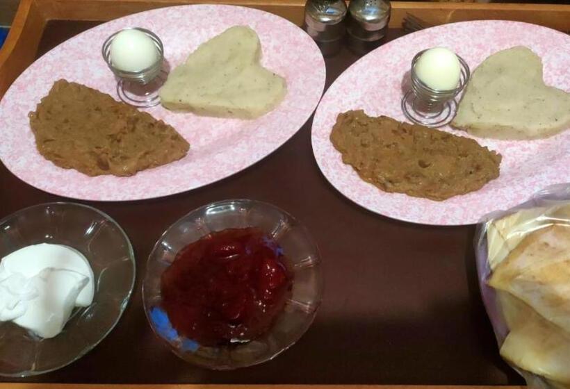 تختخواب و صبحانه A&s House