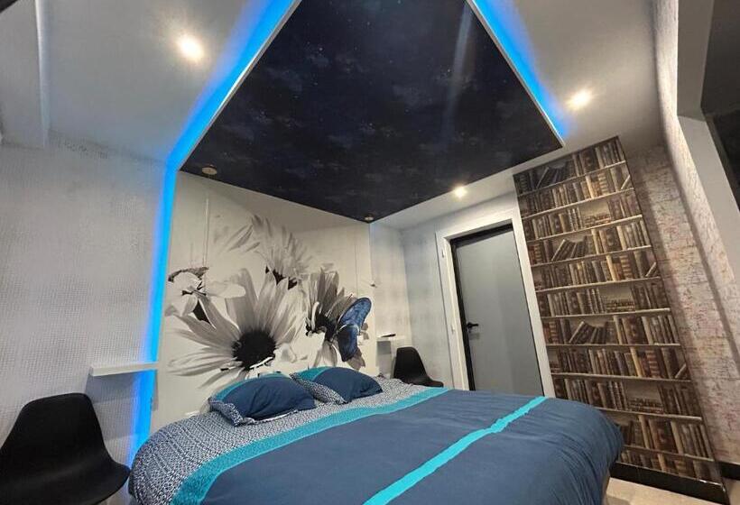 צימר Butterfly By Carl Emilie