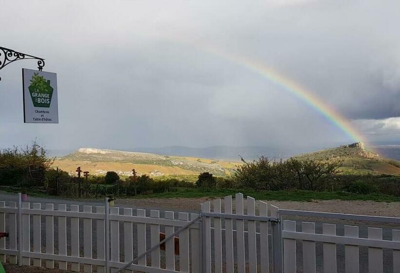 تختخواب و صبحانه La Grange Du Bois