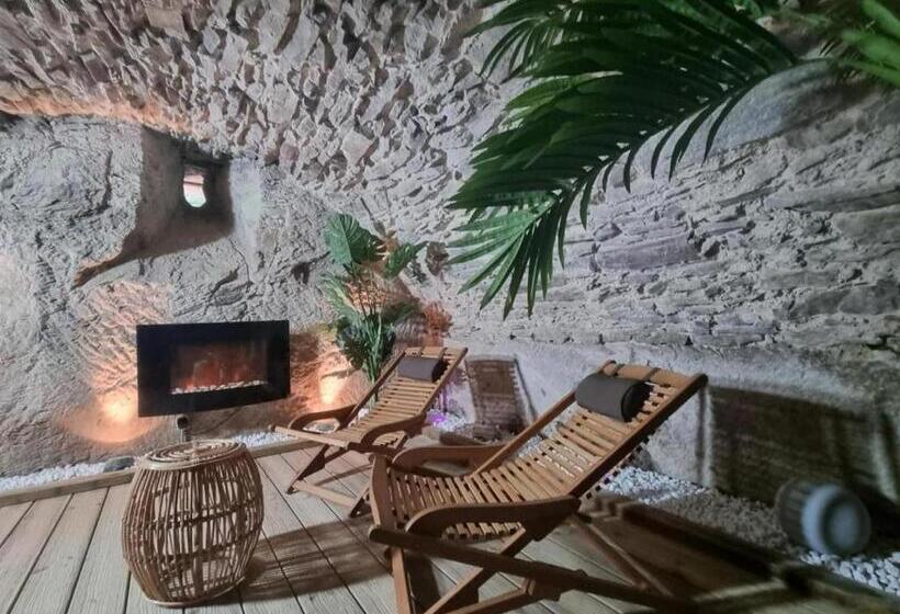 민박 La Voûte Du Pilat & Options Spa, Massage