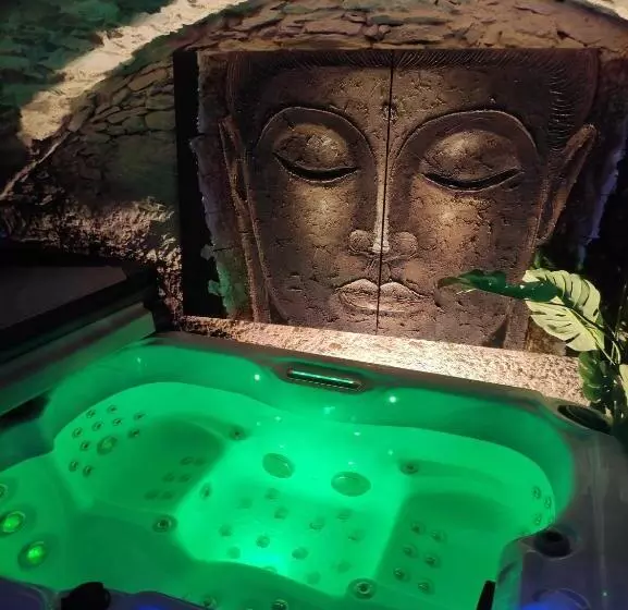 ベッドアンドブレックファースト La Voûte Du Pilat & Options Spa, Massage