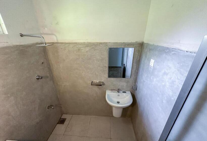 צימר Midigama Inn