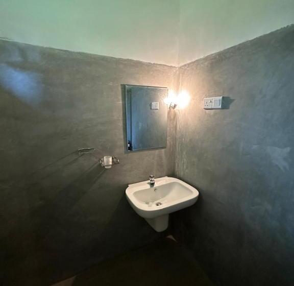 צימר Midigama Inn