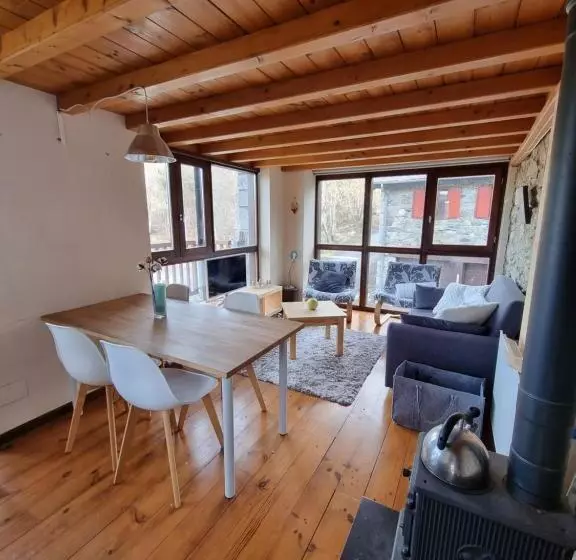 Aamiaismajoitus (B&B) Orri De Planès