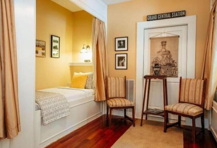 Bed and Breakfast The Bird & Butterfly Inn