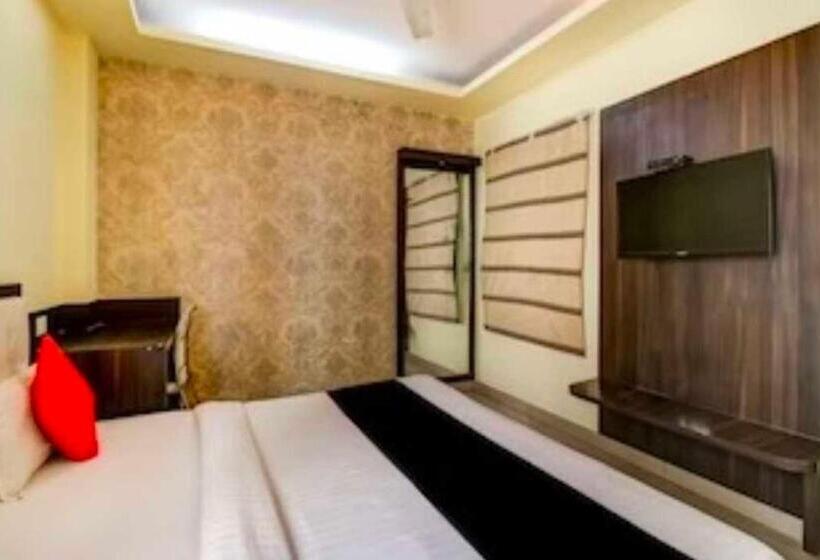 酒店 Collection O 806877 Baba S House Sigra