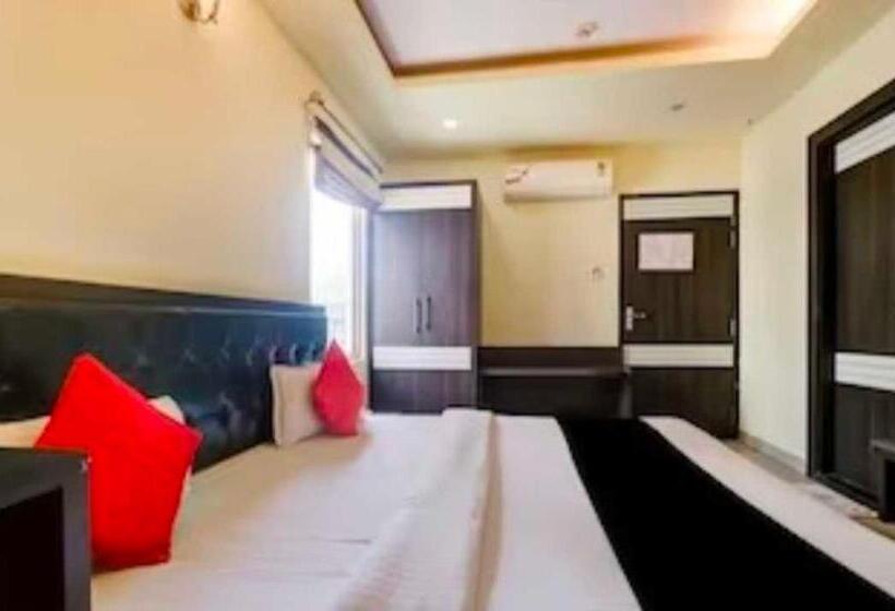 酒店 Collection O 806877 Baba S House Sigra