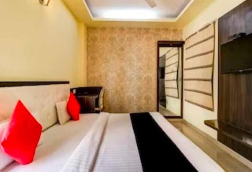 酒店 Collection O 806877 Baba S House Sigra