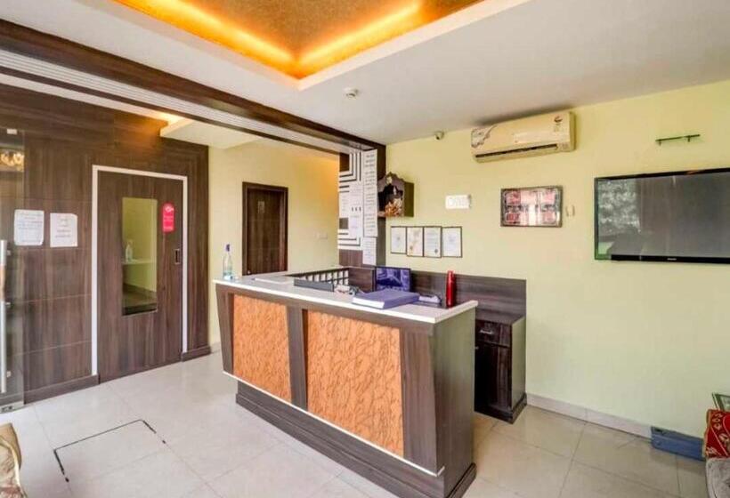 酒店 Collection O 806877 Baba S House Sigra