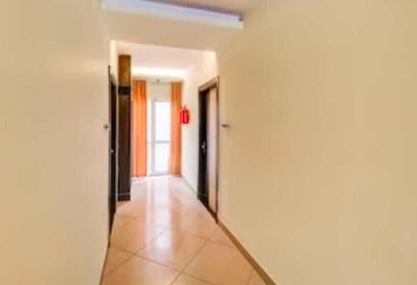 酒店 Collection O 806877 Baba S House Sigra