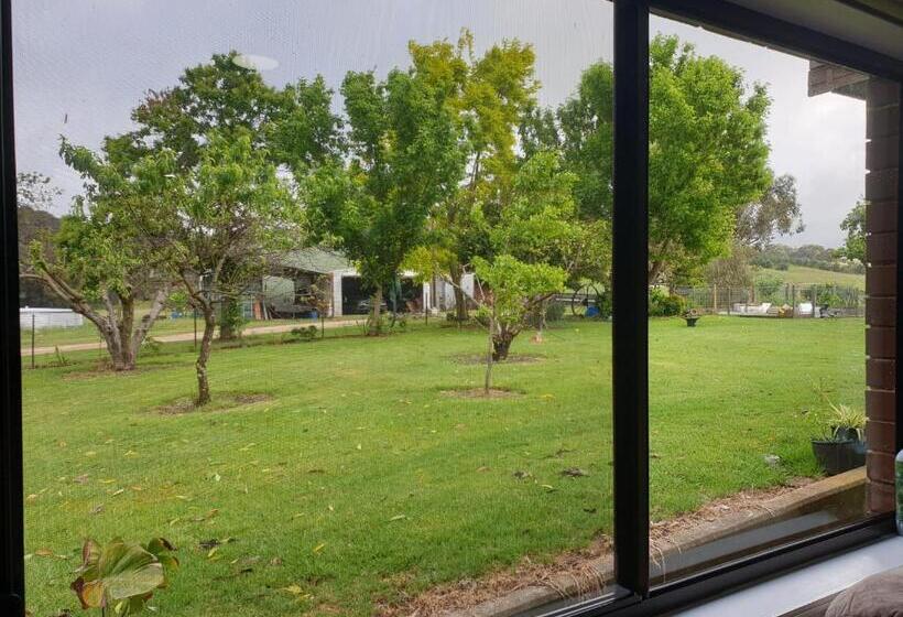 ホテル Emmasprings Retreat