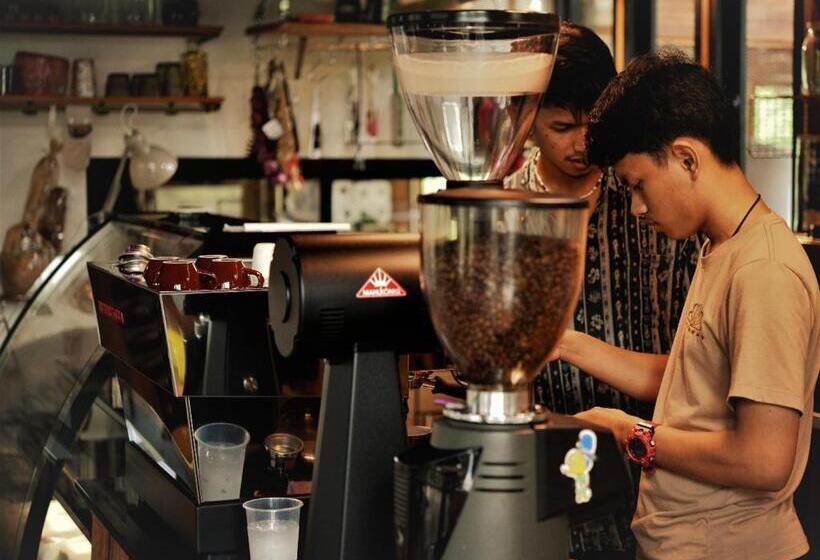 בית מלון כפרי Kenaray Farmstay Riverside