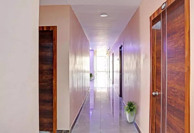 Hotelli O Sai Leela Residency