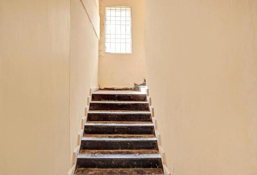 فندق O Sai Leela Residency