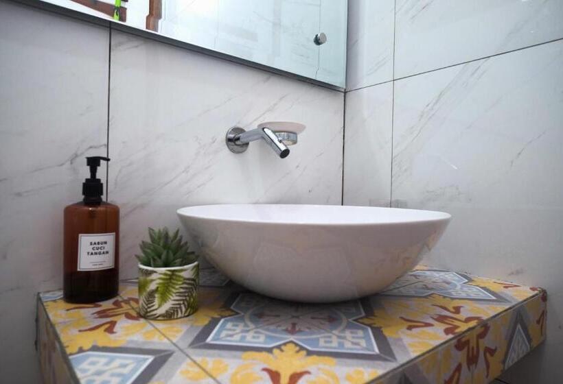 Hotel Sareh Villa By The Lavana