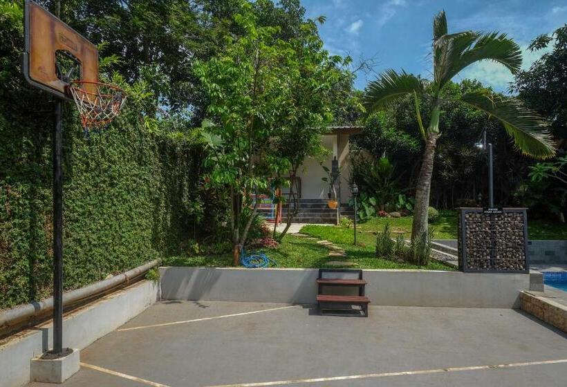 Hotel Sareh Villa By The Lavana