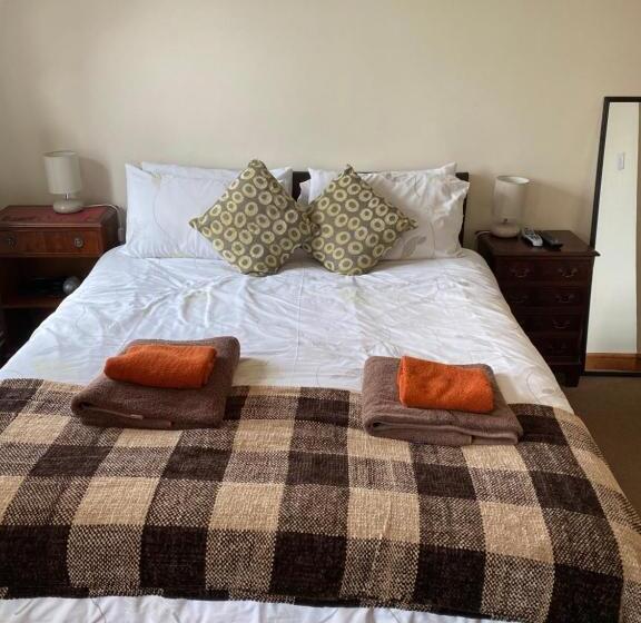 酒店 The Crown Inn Longtown