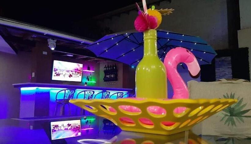 پانسیون Arupar Apartment