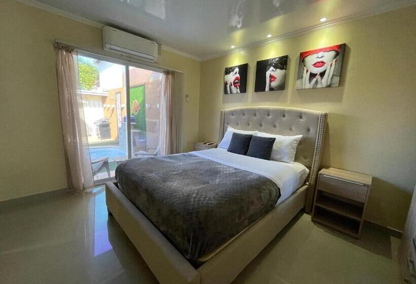 پانسیون Arupar Apartment