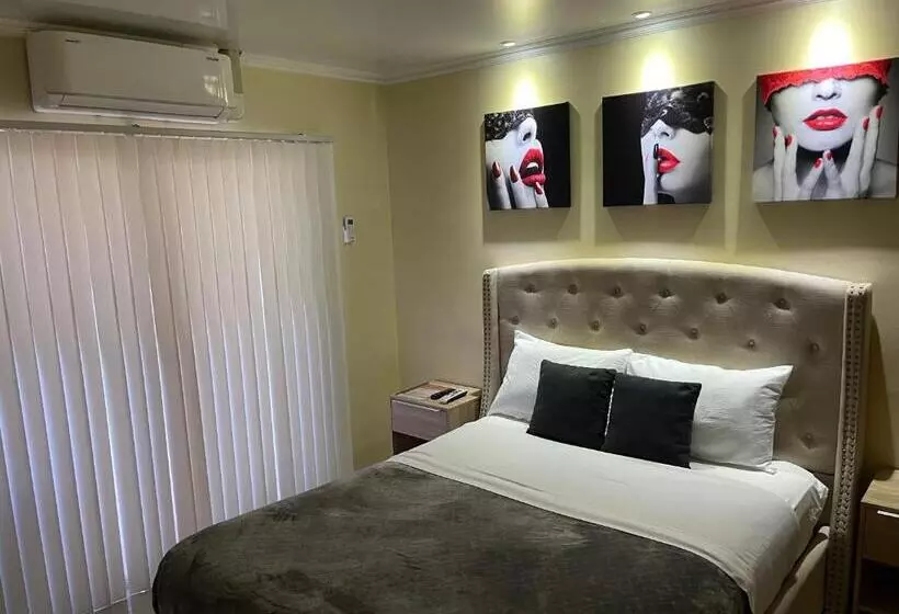 پانسیون Arupar Apartment