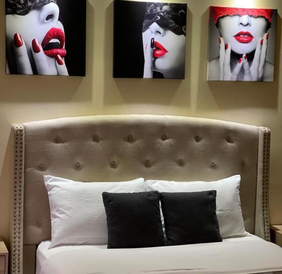 پانسیون Arupar Apartment