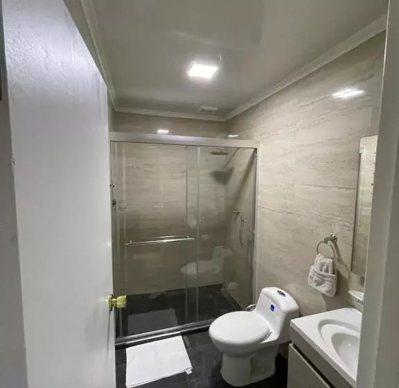 پانسیون Arupar Apartment
