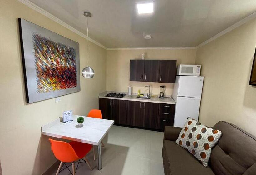 پانسیون Arupar Apartment