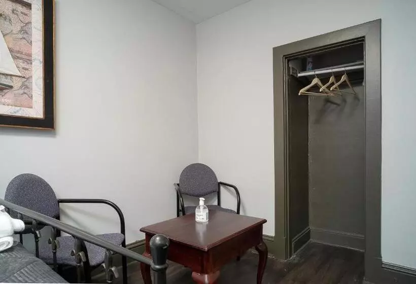 پانسیون Room #3 Ottawa Downtown