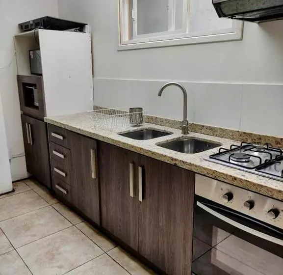 ペンション Santa Teresa Hostel