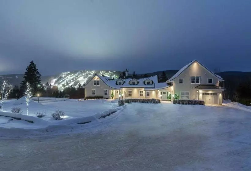 Auberge Sous L Edredon B&b