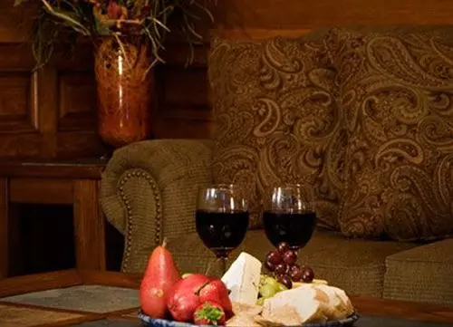 تختخواب و صبحانه The Bernerhof Inn