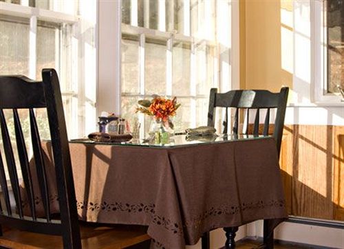 住宿加早餐  The Bernerhof Inn