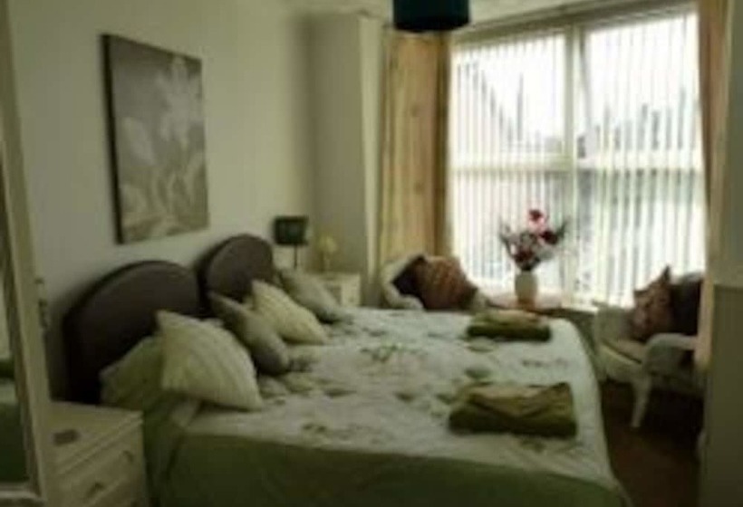 Bed and Breakfast Hallam Guest House