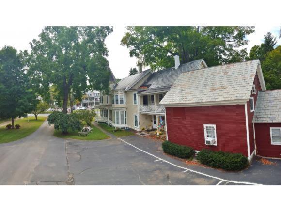 ベッドアンドブレックファースト Hugging Bear Inn