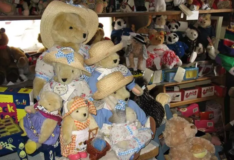 민박 Hugging Bear Inn