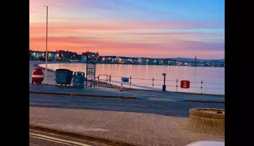 Bed and Breakfast Seacrest Guest House