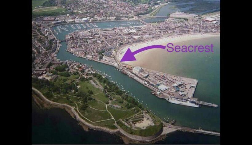 ベッドアンドブレックファースト Seacrest Guest House