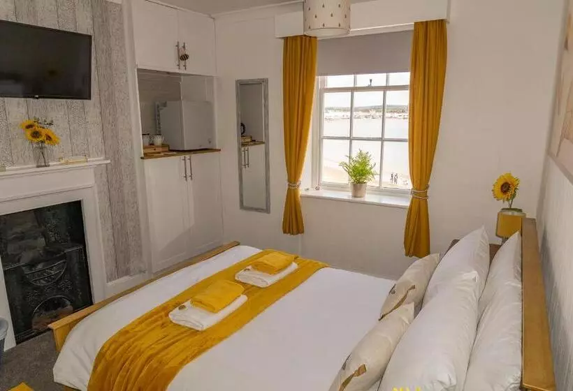 Bed and Breakfast Seacrest Guest House