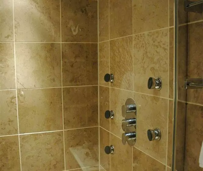 تختخواب و صبحانه Tennyson Court