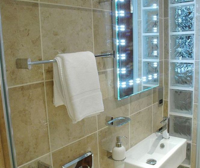 צימר Tennyson Court