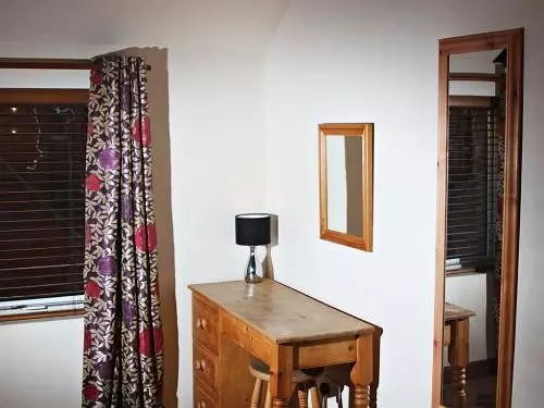 تختخواب و صبحانه Tennyson Court