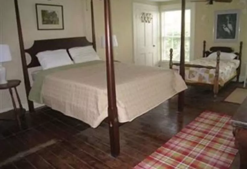 مبيت وإفطار The Pelican Inn