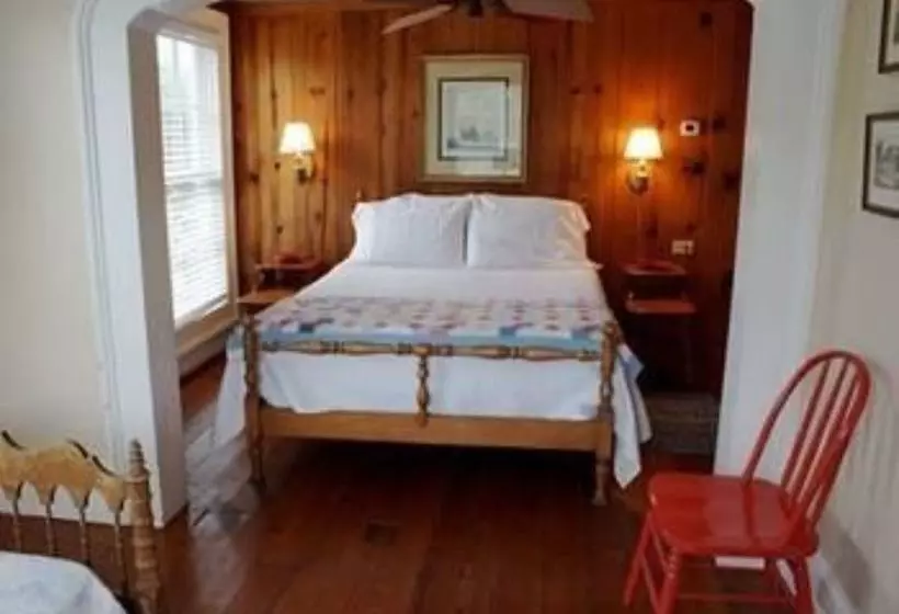 مبيت وإفطار The Pelican Inn