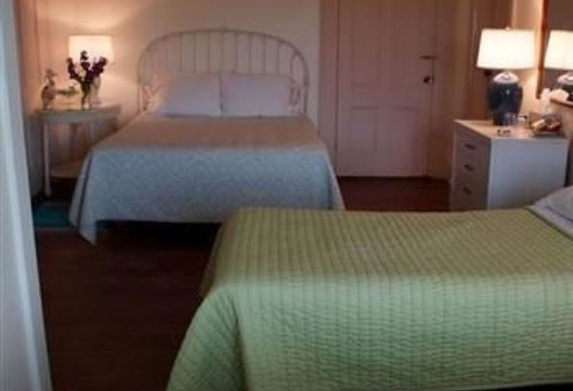 ベッドアンドブレックファースト The Pelican Inn