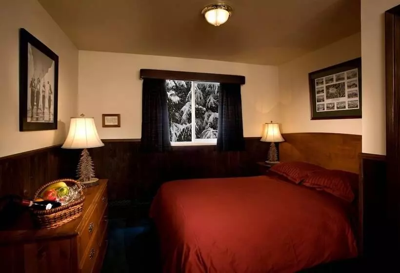 Crystal Mountain Hotels