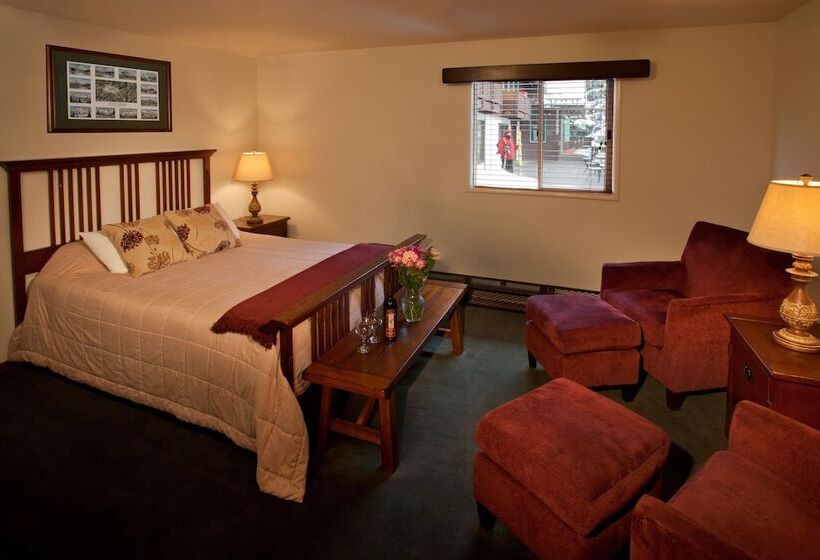 Crystal Mountain Hotels