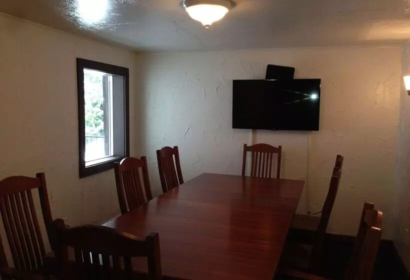 Crystal Mountain Hotels