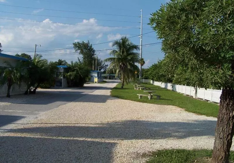 Floating Sea Cove Resort & Marina